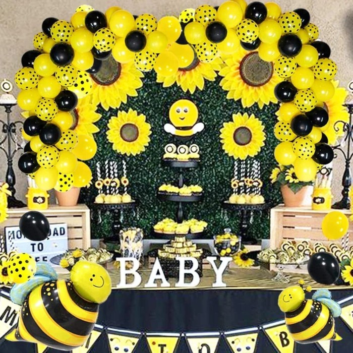 Bee decor for kitchen