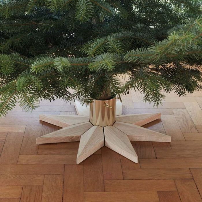 Diy christmas tree stand for artificial tree