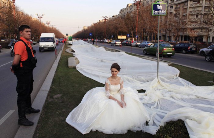 World longest wedding dress