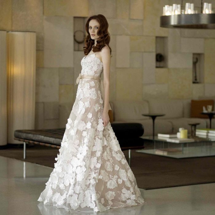 Best selling wedding dresses