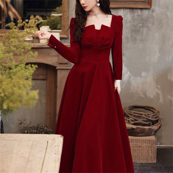 Elegant formal dresses for weddings